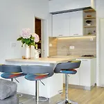 Apartment Zanetti 2 *